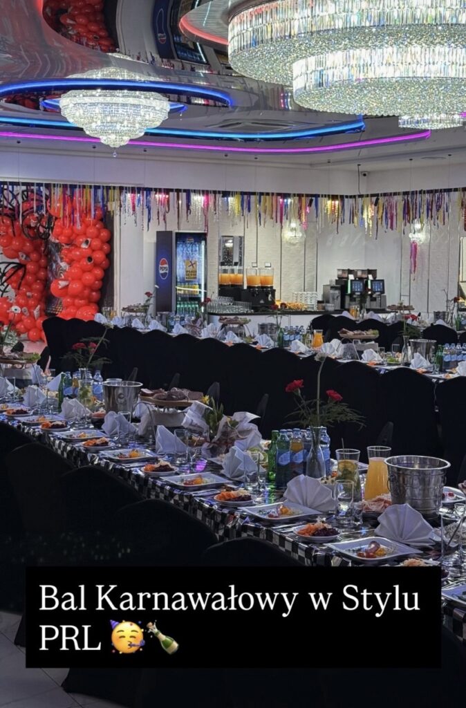 morenowy-dwór-bal-karnawałowy-prl